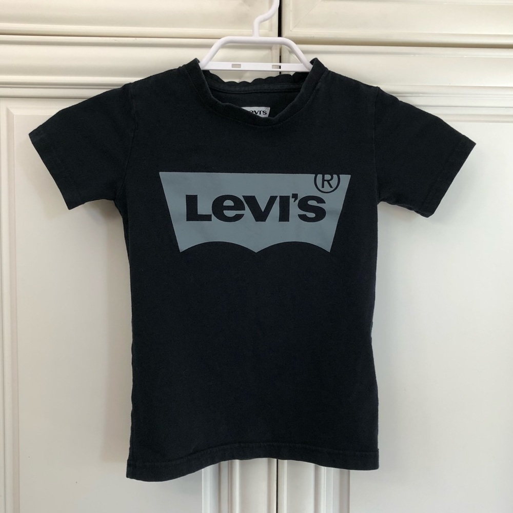 Levi’s child t-shirt